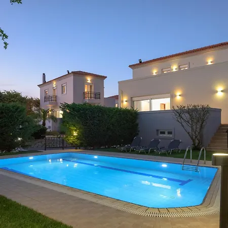 Christina Villas, Steps To Sandy Beach, By Thinkvilla Villa *