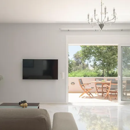 Christina Villas, Steps To Sandy Beach, By Thinkvilla Villa Sfakaki