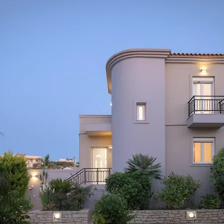 Villa Christina Villas, Steps To Sandy Beach, By Thinkvilla *